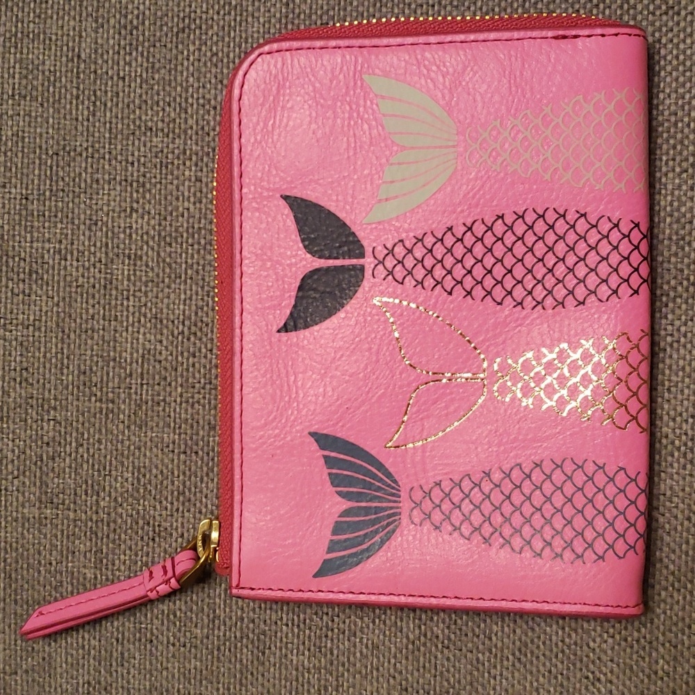 Fossil wallet